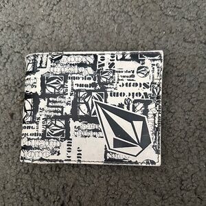 Volcom Monochrome Graphic Men's Wallet